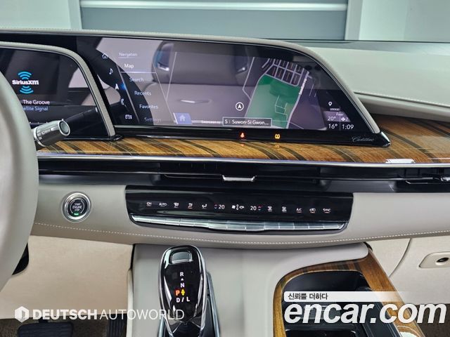 Cadillac Escalade 2021 — photo 14