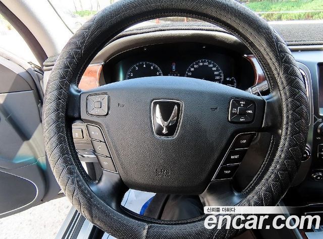 Hyundai Equus 2010 — photo 8