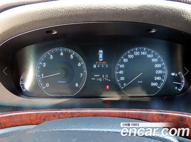 Hyundai Equus 2010 — photo 9