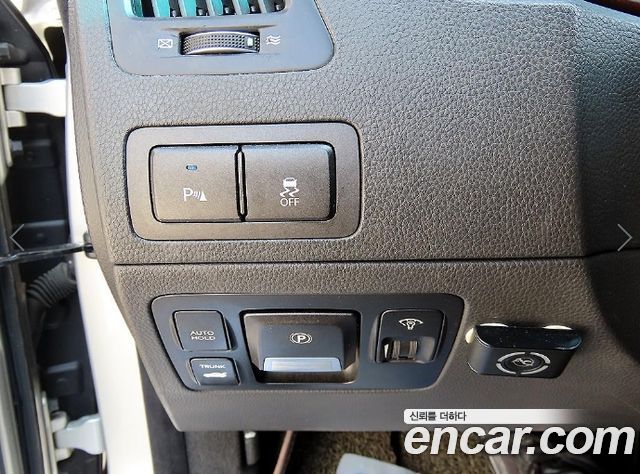 Hyundai Equus 2010 — photo 12