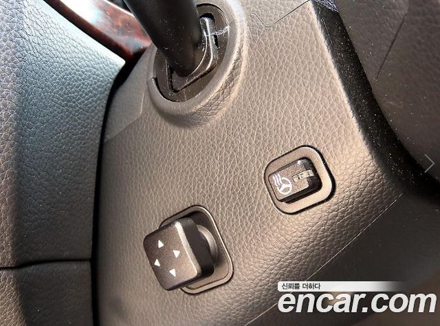 Hyundai Equus 2010 — photo 13