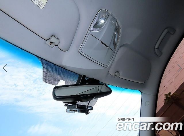 Hyundai Equus 2010 — photo 16