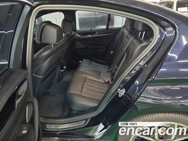 BMW 5-Series 2023 — photo 6