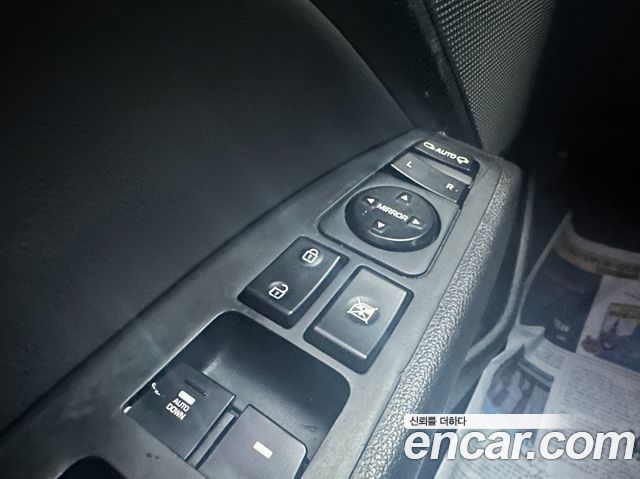 Hyundai AVANTE 2016 — photo 12