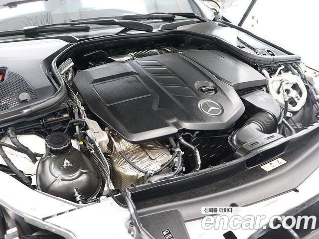 Mercedes-Benz E-Class 2021 — photo 6