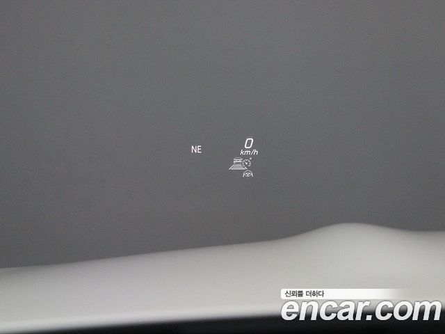 Mercedes-Benz E-Class 2021 — photo 13