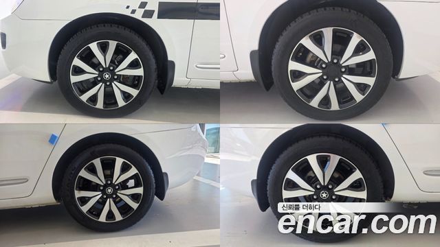 Kia Carens 2011 — photo 16