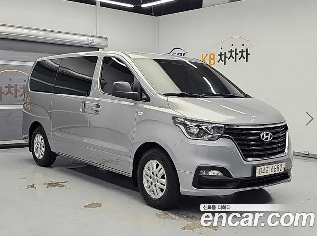 Hyundai Starex 2021 — photo 4