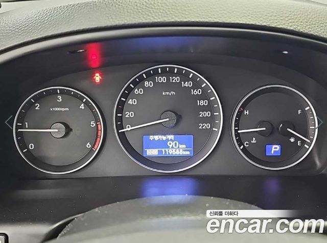 Hyundai Starex 2021 — photo 6