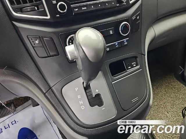 Hyundai Starex 2021 — photo 8
