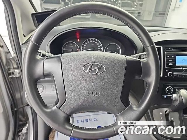 Hyundai Starex 2021 — photo 9