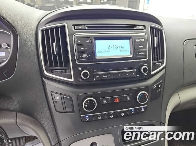 Hyundai Starex 2021 — photo 10