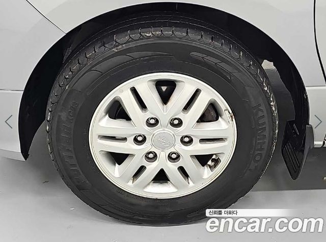 Hyundai Starex 2021 — photo 19