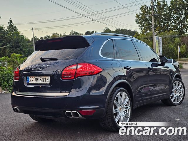 Porsche Cayenne 2014 — photo 6