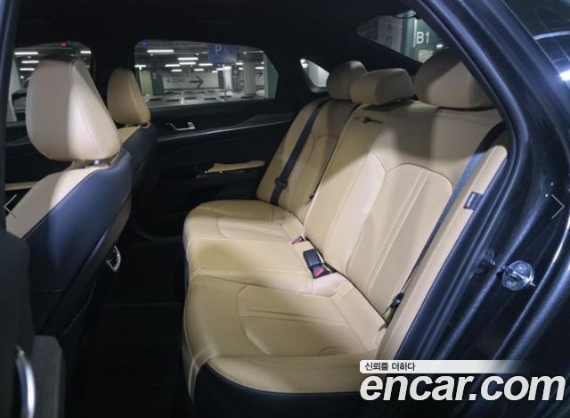 Kia K5 2022 — photo 8
