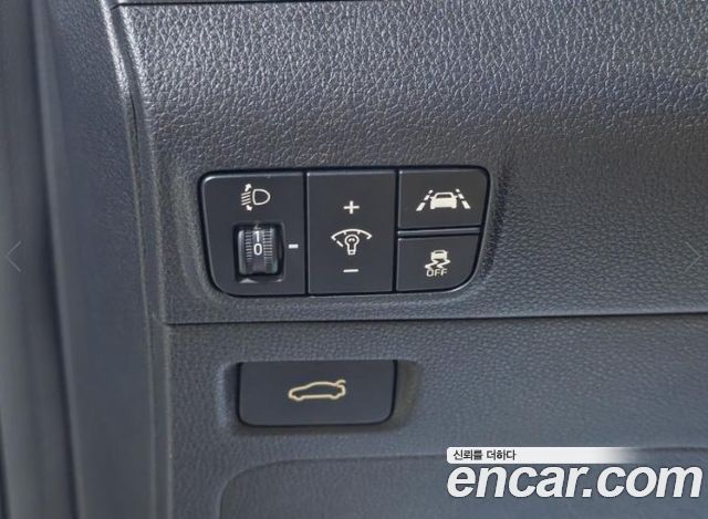 Kia K5 2022 — photo 13