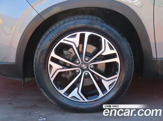 Hyundai Santafe 2019 — photo 20