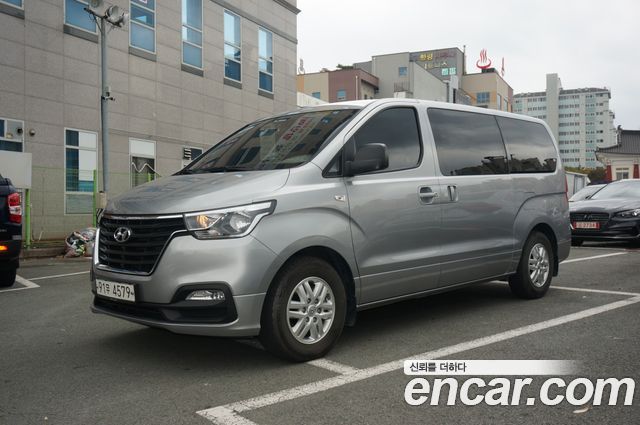 Hyundai Starex 2021 — photo 2