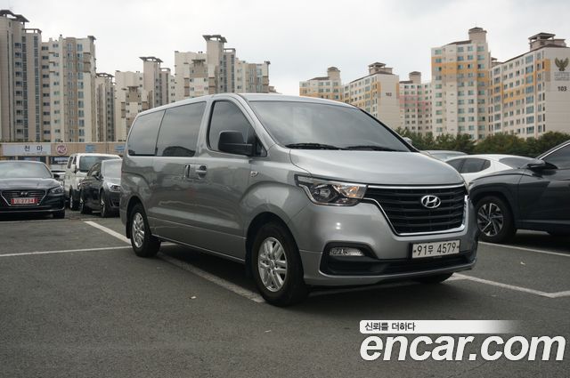 Hyundai Starex 2021 — photo 3