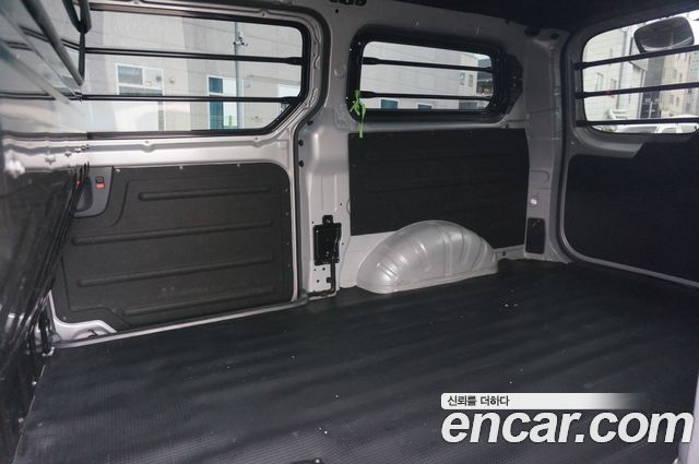 Hyundai Starex 2021 — photo 6