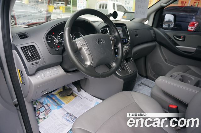 Hyundai Starex 2021 — photo 8