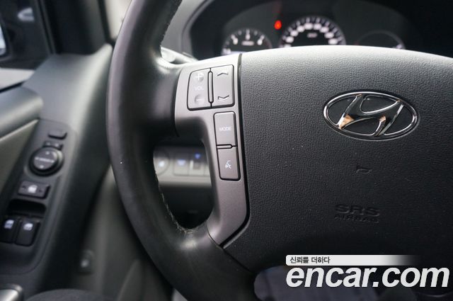 Hyundai Starex 2021 — photo 14