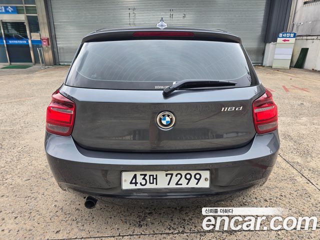 BMW 1-Series 2015 — photo 4