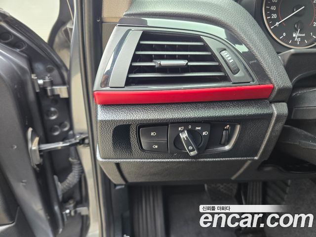 BMW 1-Series 2015 — photo 17