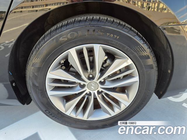 Hyundai Grandeur 2017 — photo 19
