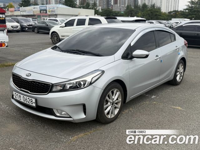 Kia K3 2016 — photo 1