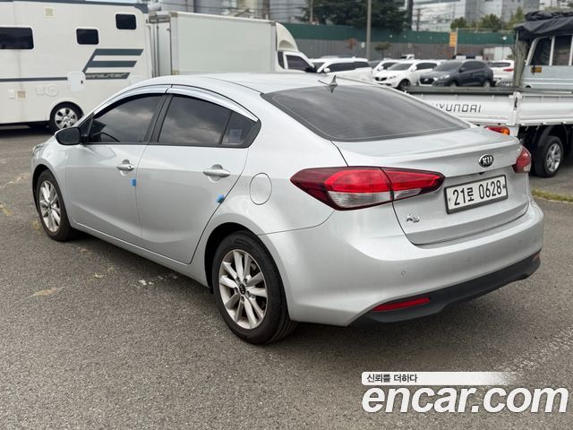 Kia K3 2016 — photo 4
