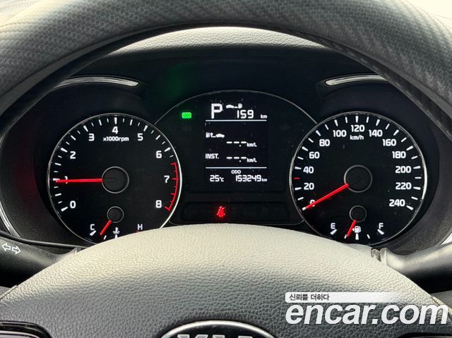 Kia K3 2016 — photo 13