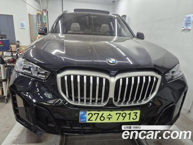 BMW X5 2026 — photo 1