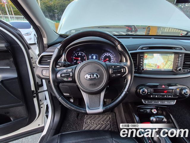 Kia Sorento 2015 — photo 16