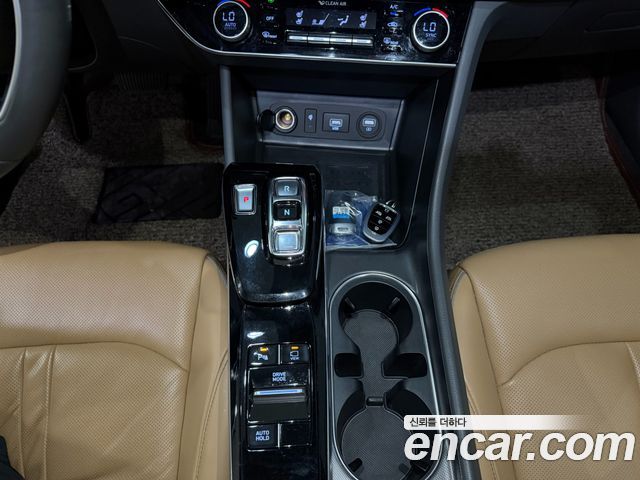 Hyundai Sonata 2020 — photo 12