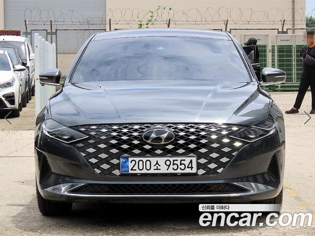Hyundai Grandeur 2022 — photo 1
