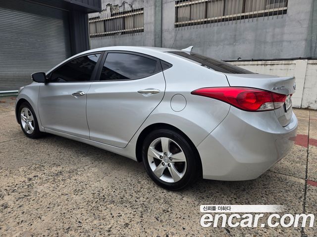 Hyundai AVANTE 2012 — photo 3