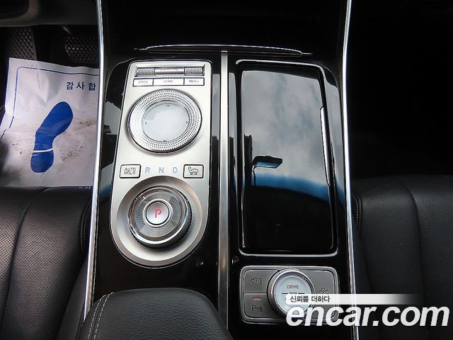 Genesis GV80 2020 — photo 9