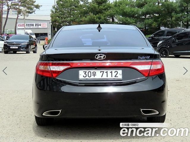 Hyundai Grandeur 2015 — photo 4