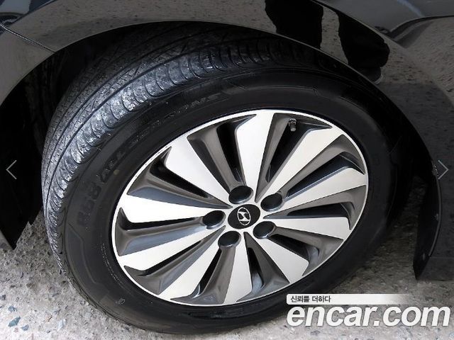 Hyundai Grandeur 2015 — photo 19