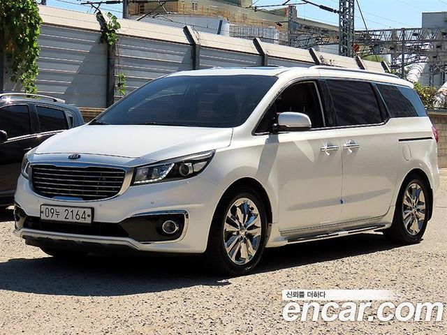 Kia Canival 2017 — photo 1