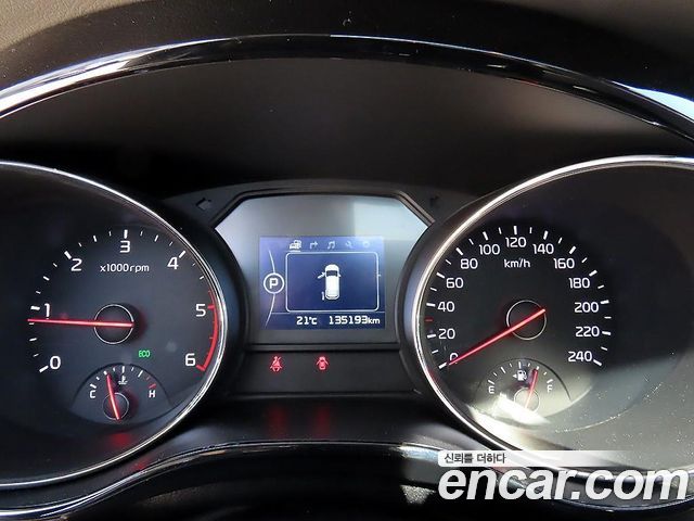 Kia Canival 2017 — photo 8