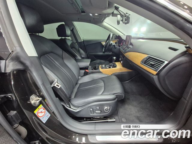 Audi A7 2014 — photo 16