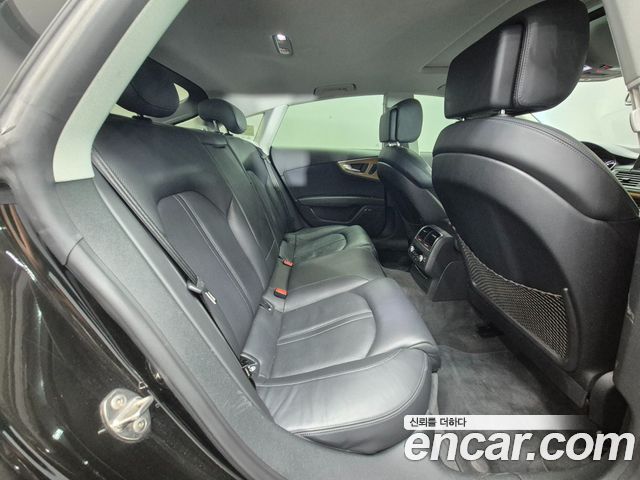 Audi A7 2014 — photo 17