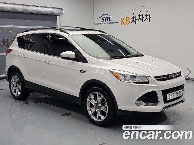 Ford Escape 2013 — photo 4