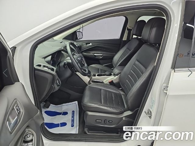 Ford Escape 2013 — photo 11