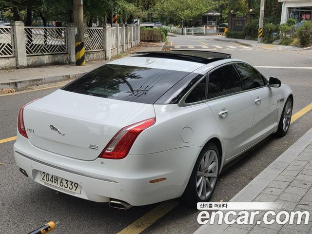 Jaguar XJ 2015 — photo 5