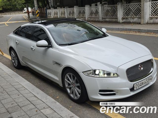 Jaguar XJ 2015 — photo 6