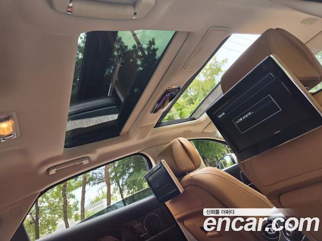 Jaguar XJ 2015 — photo 19