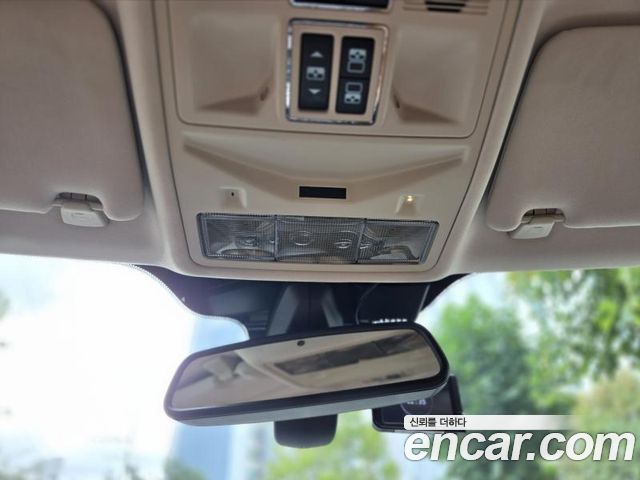 Jaguar XJ 2015 — photo 20
